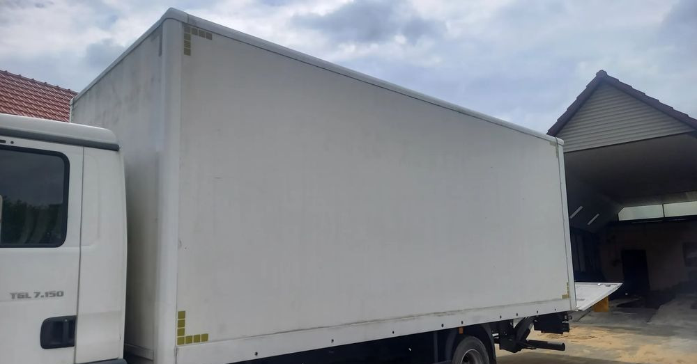Inny KONTENER 6.10 - Caja cerrada: foto 1 Inny KONTENER 6.10 - Caja cerrada: foto 1