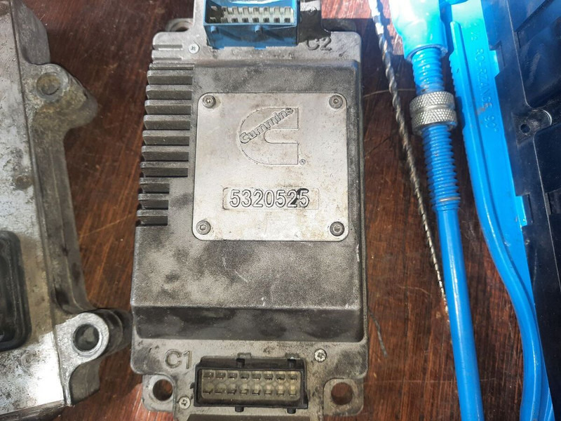 Cummins 239Kvt - Unidad de control: foto 2 Cummins 239Kvt - Unidad de control: foto 2