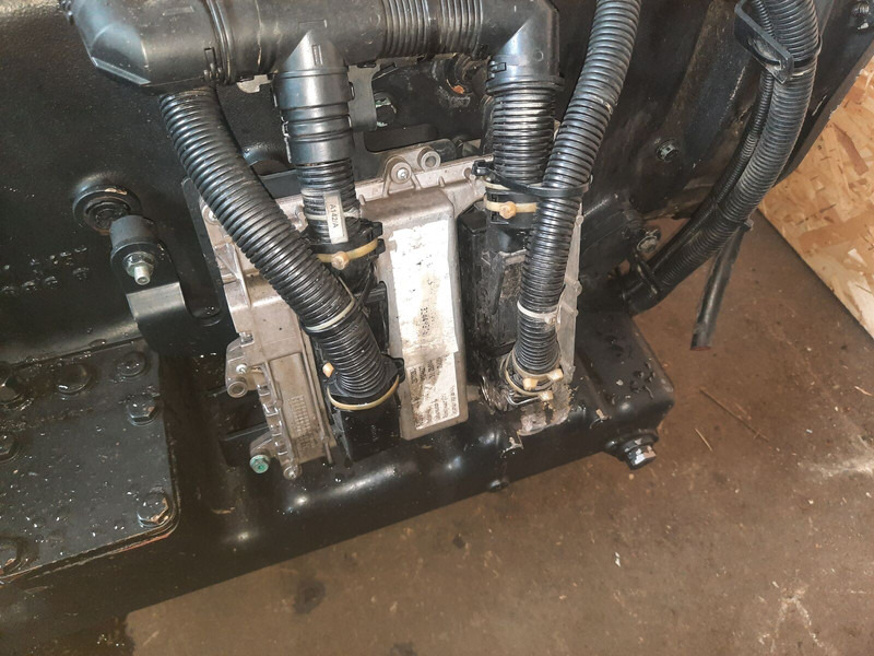 MAN E2876LUH03 - Motor: foto 5 MAN E2876LUH03 - Motor: foto 5