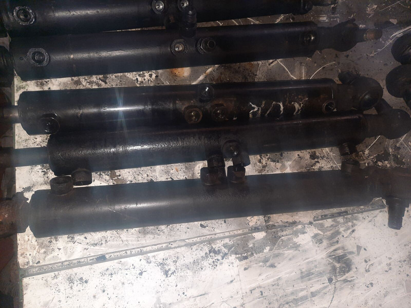 Scania цилиндр гидралический - Dirección: foto 3 Scania цилиндр гидралический - Dirección: foto 3