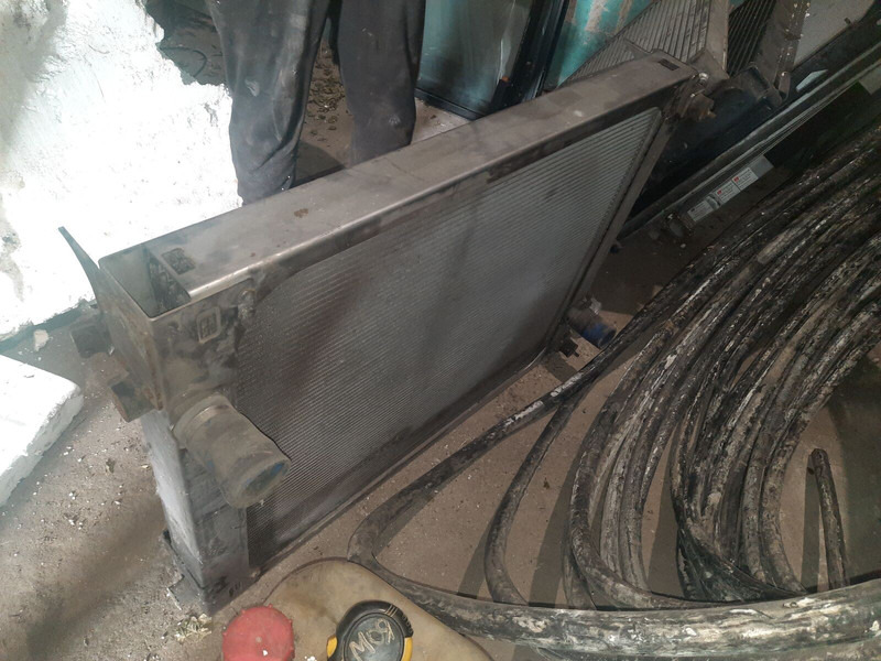 Scania man - Radiador: foto 5 Scania man - Radiador: foto 5