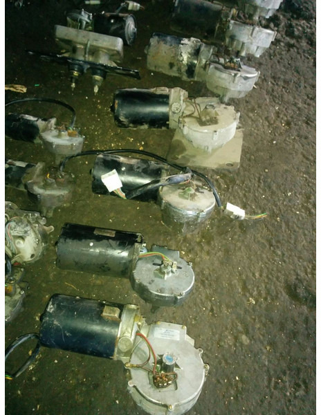 Setra BOSCH 039044245 - Limpiaparabrisas: foto 4 Setra BOSCH 039044245 - Limpiaparabrisas: foto 4