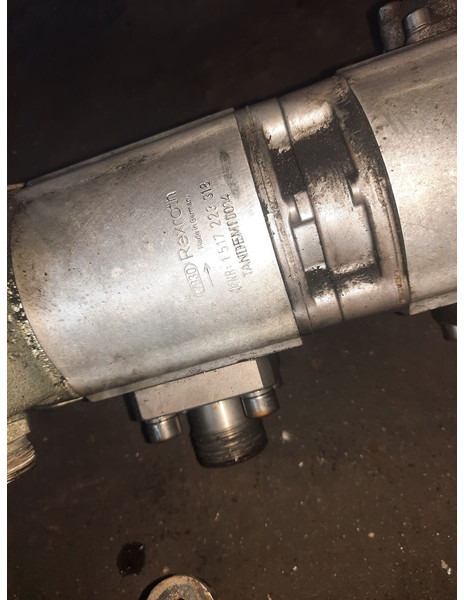 Bomba de aceite Volvo B10/ B12 =: foto 14 Bomba de aceite Volvo B10/ B12 =: foto 14