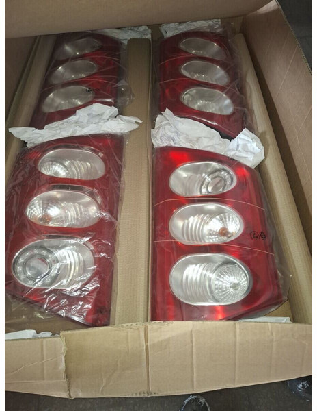 Volvo B12-9700 - Luz/ Iluminación: foto 2 Volvo B12-9700 - Luz/ Iluminación: foto 2