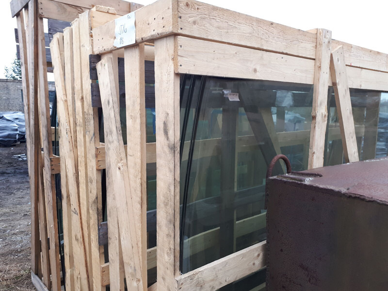 Volvo Carus 9700 - Ventana y piezas: foto 3 Volvo Carus 9700 - Ventana y piezas: foto 3