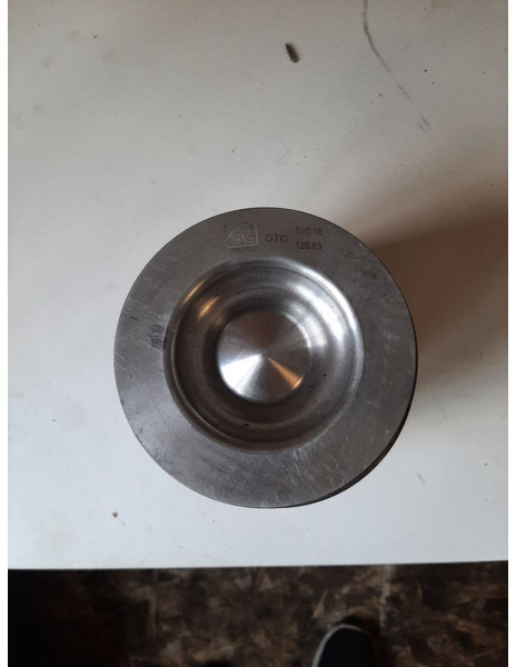 Volvo std 126.85 - Motor y piezas: foto 3 Volvo std 126.85 - Motor y piezas: foto 3