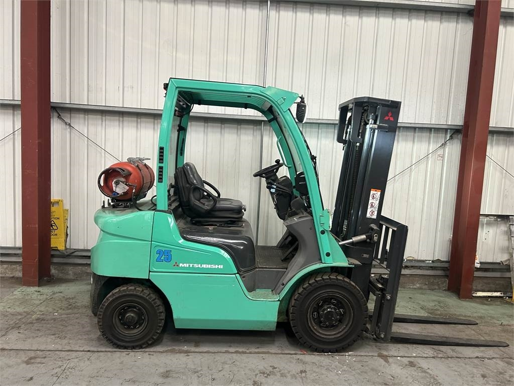 Mitsubishi FG25N - Carretilla elevadora de gas: foto 5 Mitsubishi FG25N - Carretilla elevadora de gas: foto 5