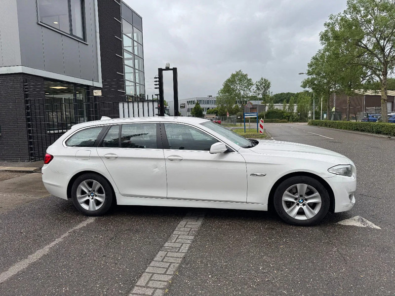 BMW 5 Serie 525D AUTOMATIC NAVI STATION - Coche: foto 4 BMW 5 Serie 525D AUTOMATIC NAVI STATION - Coche: foto 4