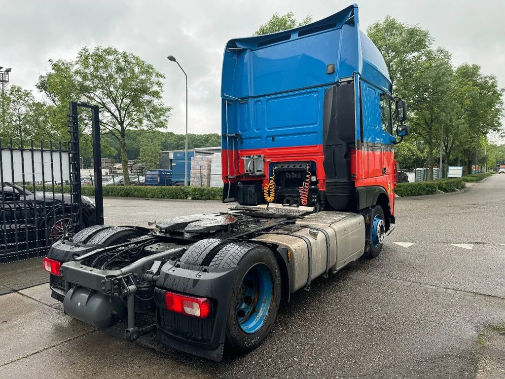 DAF XF 440 4X2 LOW DECK EURO 6 - Cabeza tractora: foto 5 DAF XF 440 4X2 LOW DECK EURO 6 - Cabeza tractora: foto 5