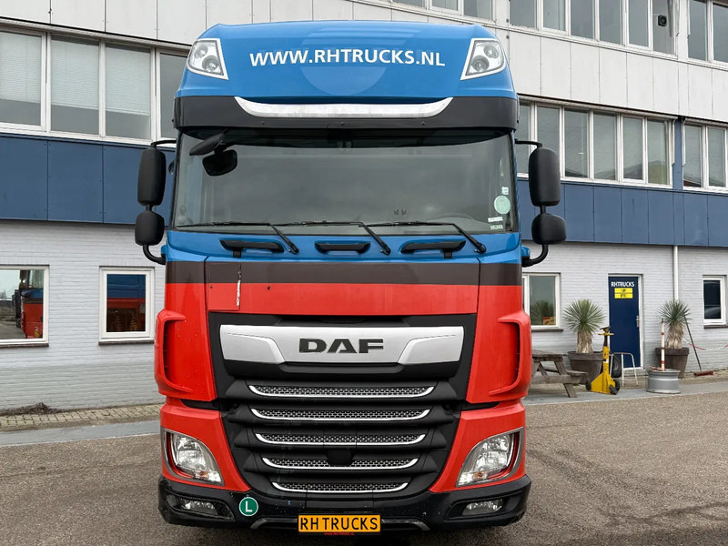 DAF XF 450 4X2 EURO 6 - MEGA - Cabeza tractora: foto 2 DAF XF 450 4X2 EURO 6 - MEGA - Cabeza tractora: foto 2