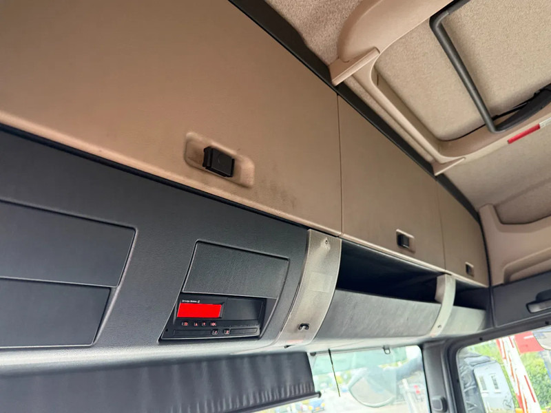 Cabeza tractora MAN TGX 26.460 6X2: foto 15