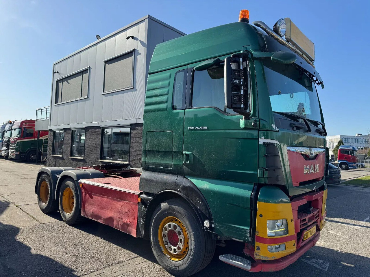 MAN TGX 26.500 6X4 - EURO 6 + KIPPER HYDRAULIC - Cabeza tractora: foto 3 MAN TGX 26.500 6X4 - EURO 6 + KIPPER HYDRAULIC - Cabeza tractora: foto 3