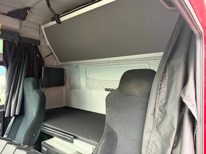 Leasing de MAN TGX 28.560 6X2 EURO 6 - GCW: 90 TON - ONLY 406.587 KM MAN TGX 28.560 6X2 EURO 6 - GCW: 90 TON - ONLY 406.587 KM: foto 11