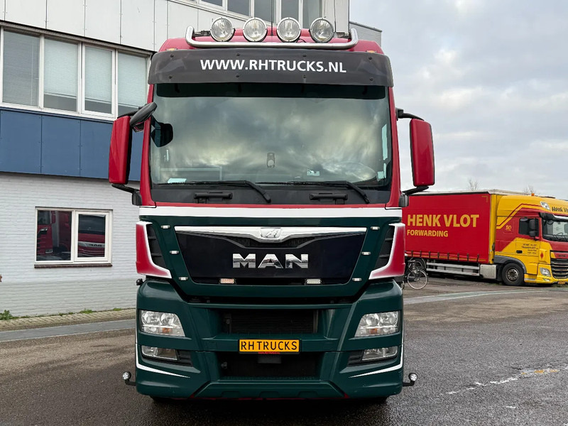 MAN TGX 28.560 6X2 EURO 6 - GCW: 90 TON - ONLY 406.587 KM - Cabeza tractora: foto 2 MAN TGX 28.560 6X2 EURO 6 - GCW: 90 TON - ONLY 406.587 KM - Cabeza tractora: foto 2
