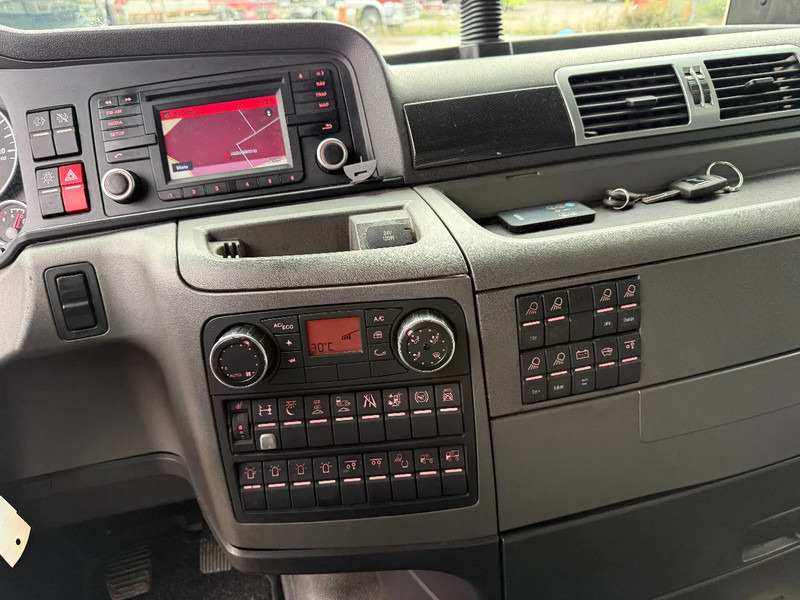 Leasing de MAN TGX 28.560 6X2 EURO 6 - GCW: 90 TON - ONLY 406.587 KM MAN TGX 28.560 6X2 EURO 6 - GCW: 90 TON - ONLY 406.587 KM: foto 17