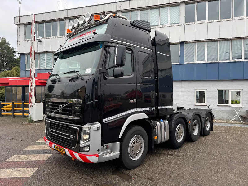 Volvo FH 16.750 8X4 - 160 TON + RETARDER - Cabeza tractora: foto 1 Volvo FH 16.750 8X4 - 160 TON + RETARDER - Cabeza tractora: foto 1