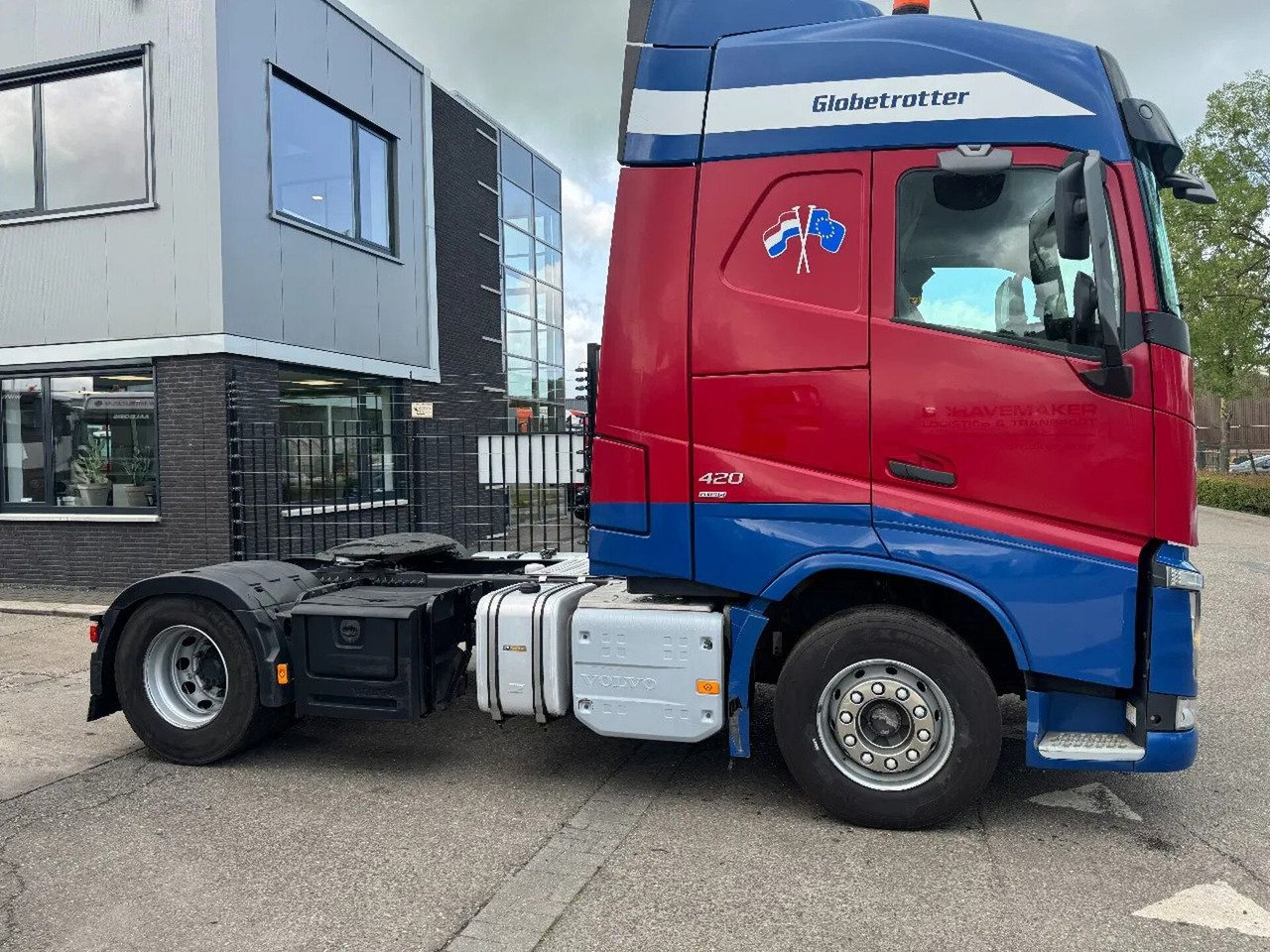 Volvo FH 420 4X2 SPOILERS STANDKLIMA EURO 6 2017 - Cabeza tractora: foto 4 Volvo FH 420 4X2 SPOILERS STANDKLIMA EURO 6 2017 - Cabeza tractora: foto 4