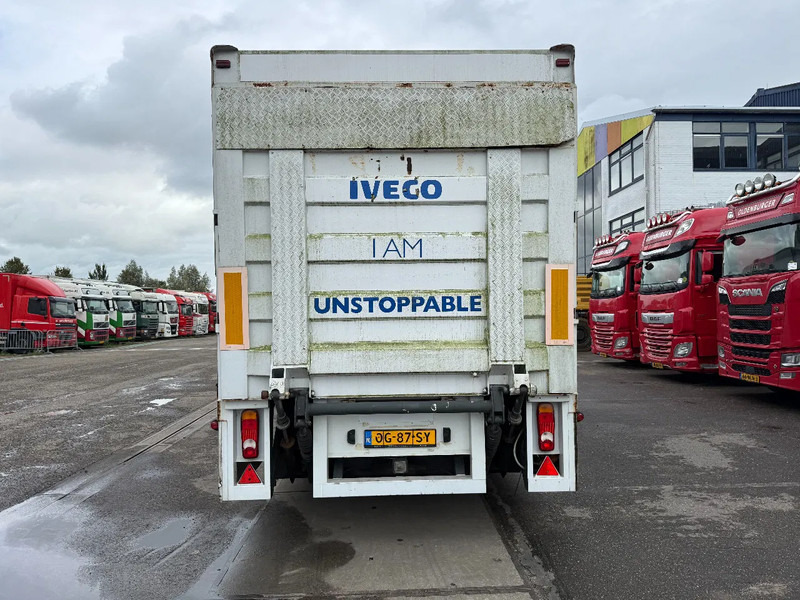 Fruehauf 2 AXLE + ZEPRO LOADLIFT (BUT DEFECT) - Semirremolque caja cerrada: foto 4 Fruehauf 2 AXLE + ZEPRO LOADLIFT (BUT DEFECT) - Semirremolque caja cerrada: foto 4