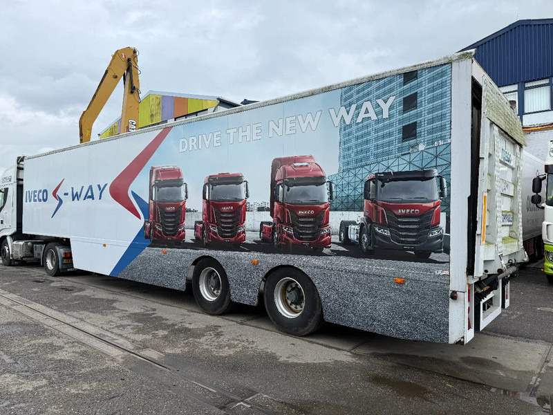 Fruehauf 2 AXLE + ZEPRO LOADLIFT (BUT DEFECT) - Semirremolque caja cerrada: foto 5 Fruehauf 2 AXLE + ZEPRO LOADLIFT (BUT DEFECT) - Semirremolque caja cerrada: foto 5