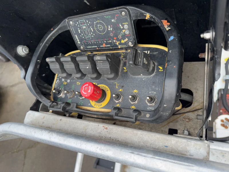 Furgoneta Nissan Cabstar 35.12 + ISOLI 21 METER AERIAL PLATFORM: foto 17 Furgoneta Nissan Cabstar 35.12 + ISOLI 21 METER AERIAL PLATFORM: foto 17