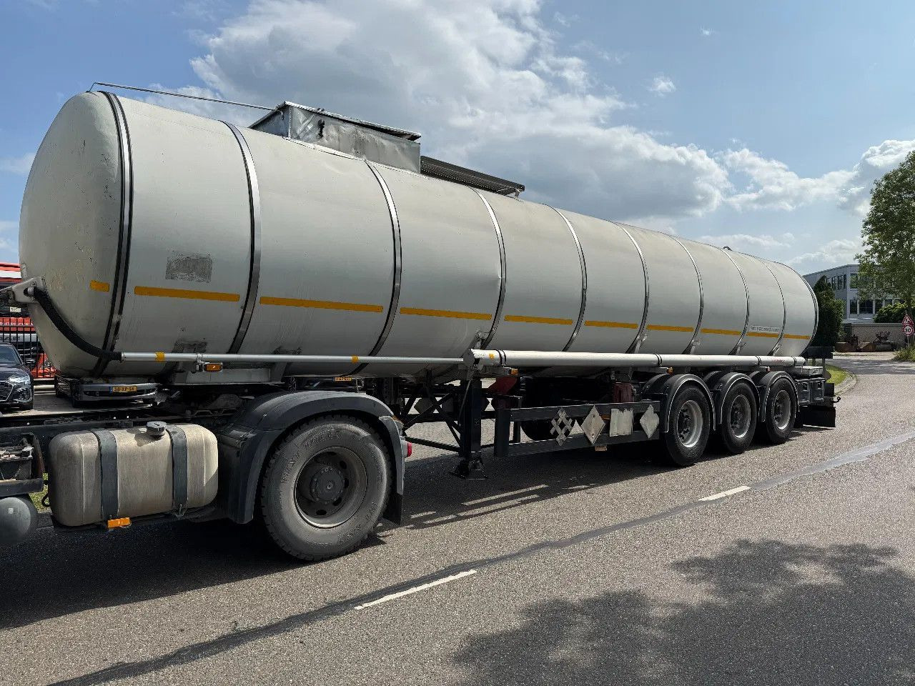 Kässbohrer BITUM - 32000 LITER - 1 COMP. - Semirremolque cisterna: foto 1 Kässbohrer BITUM - 32000 LITER - 1 COMP. - Semirremolque cisterna: foto 1
