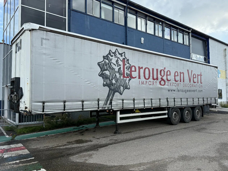 Kässbohrer XS - 3 AXLE - SAF + SLIDING ROOF - DISC BRAKES - Semirremolque lona: foto 1 Kässbohrer XS - 3 AXLE - SAF + SLIDING ROOF - DISC BRAKES - Semirremolque lona: foto 1