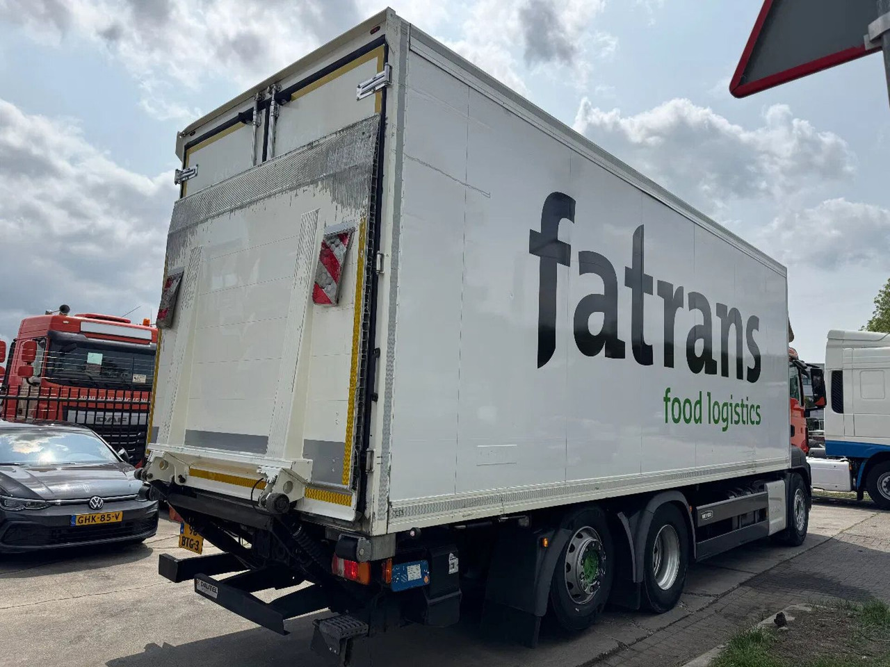 MAN TGS 26.440 6X2 - EURO 6 + THERMKING T-800R + DAU - Camión frigorífico: foto 4 MAN TGS 26.440 6X2 - EURO 6 + THERMKING T-800R + DAU - Camión frigorífico: foto 4