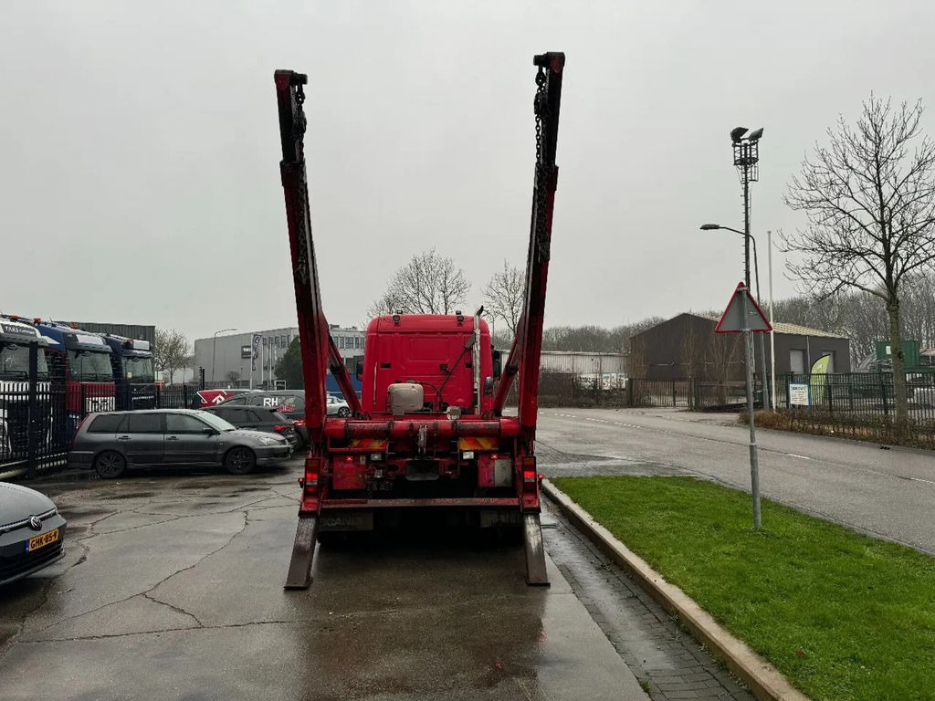 Scania R420 6X2 MULTILIFT SLT 180 - Camión portacontenedor de cadenas: foto 5 Scania R420 6X2 MULTILIFT SLT 180 - Camión portacontenedor de cadenas: foto 5