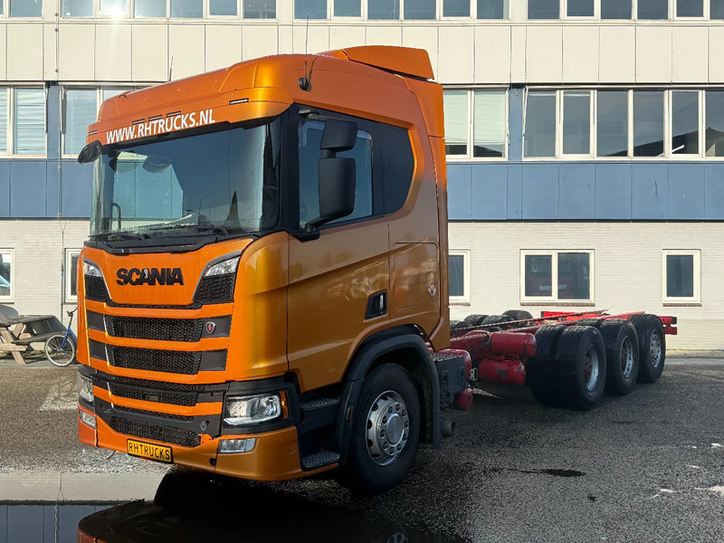 Scania R730 V8 NGS 8X4 EURO 6 + RETARDER - BIG AXLES - Camión chasis: foto 1 Scania R730 V8 NGS 8X4 EURO 6 + RETARDER - BIG AXLES - Camión chasis: foto 1