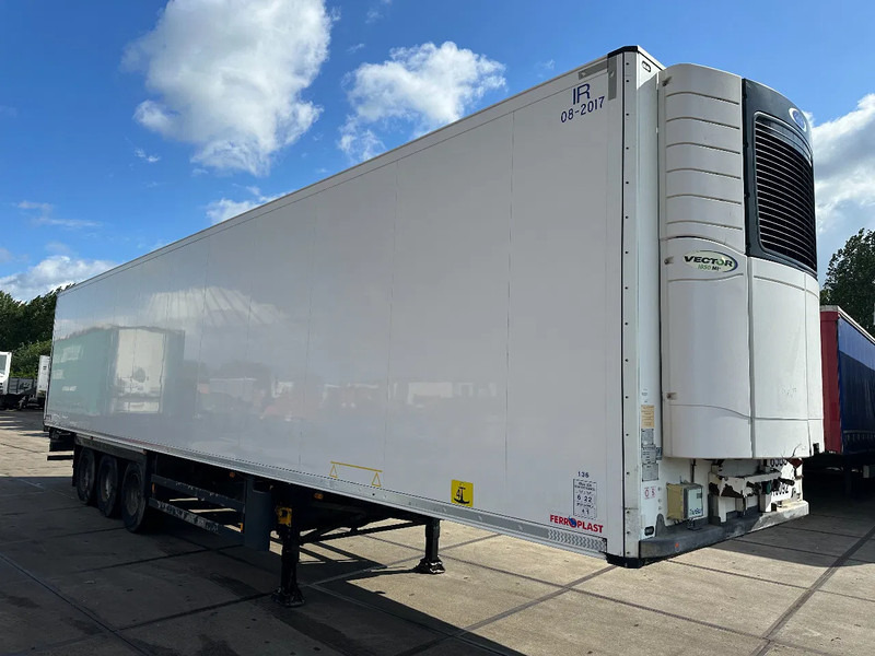 Schmitz Cargobull Schmitz Cargobull PRICES FROM €6950 TO €8950,- 40 X CARRIER 1850 MT D/E SAF AXELS - Semirremolque frigorífico: foto 2 Schmitz Cargobull Schmitz Cargobull PRICES FROM €6950 TO €8950,- 40 X CARRIER 1850 MT D/E SAF AXELS - Semirremolque frigorífico: foto 2