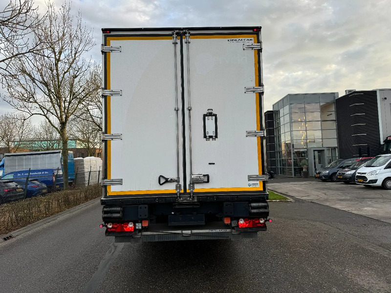 Tecnokar CARRIER VECTOR 1550 3X SAF AXLE - Semirremolque frigorífico: foto 4 Tecnokar CARRIER VECTOR 1550 3X SAF AXLE - Semirremolque frigorífico: foto 4