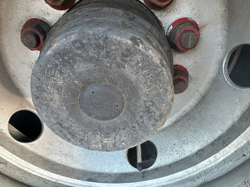 Semirremolque portavehículos VS MONT 3 TRUCKS + WINCH: foto 14