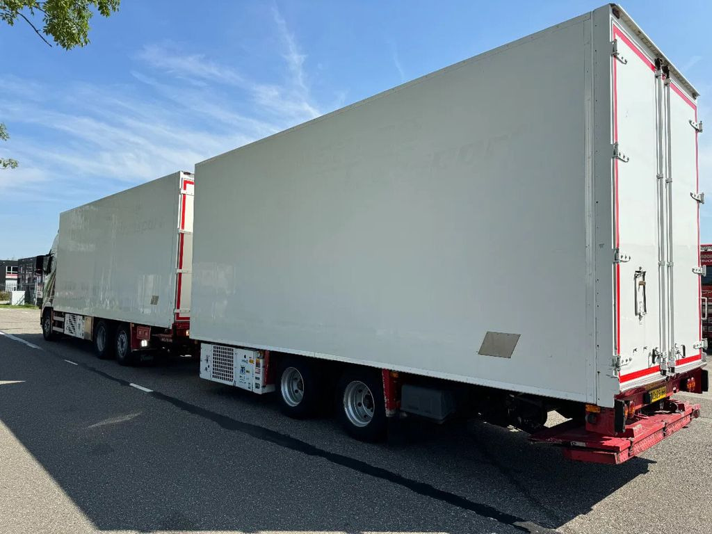 Volvo FH 12.420 6X2 - EURO 3 + HANGER NETAM-FRUEHAUF + - Camión frigorífico: foto 4 Volvo FH 12.420 6X2 - EURO 3 + HANGER NETAM-FRUEHAUF + - Camión frigorífico: foto 4