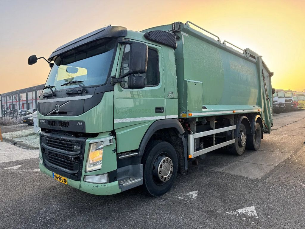 Volvo FM 330 6X2 DENNIS EAGLE ROS ROCA OLYMPUS 21W - Camión de basura: foto 1 Volvo FM 330 6X2 DENNIS EAGLE ROS ROCA OLYMPUS 21W - Camión de basura: foto 1
