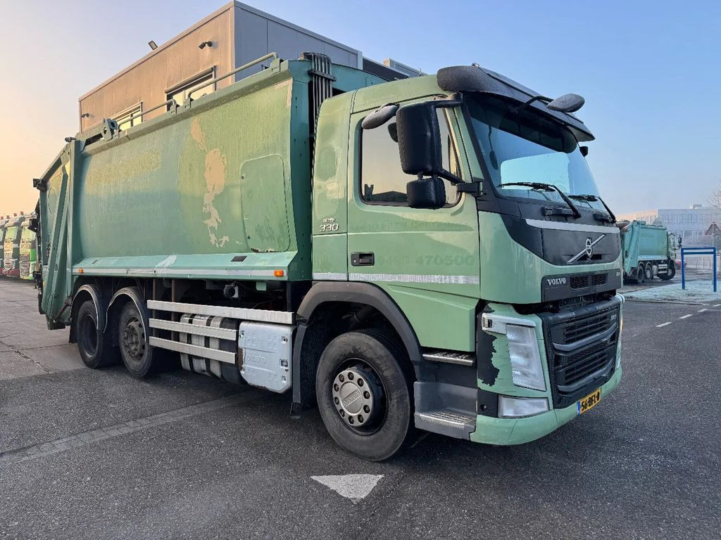 Volvo FM 330 6X2 DENNIS EAGLE ROS ROCA OLYMPUS 21W - Camión de basura: foto 3 Volvo FM 330 6X2 DENNIS EAGLE ROS ROCA OLYMPUS 21W - Camión de basura: foto 3
