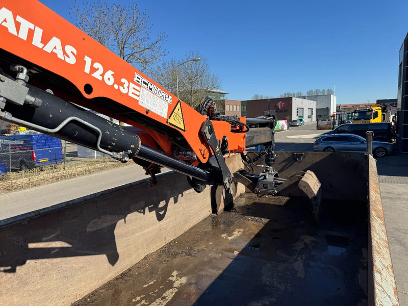 Camión volquete, Camión grúa Volvo FM 330 6X2 - EURO 5 + ATLAS 126.3E A2 + REMOTE + LIFT/STEERING AXLE: foto 19 Camión volquete, Camión grúa Volvo FM 330 6X2 - EURO 5 + ATLAS 126.3E A2 + REMOTE + LIFT/STEERING AXLE: foto 19