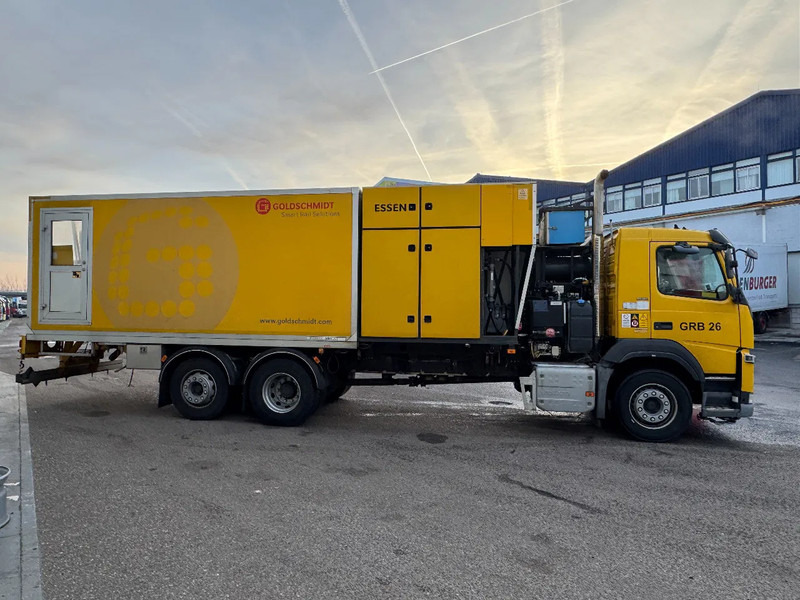 Volvo FM 420 6X2 EURO 6 ONLY 11.338 KM - Camión caja cerrada: foto 3 Volvo FM 420 6X2 EURO 6 ONLY 11.338 KM - Camión caja cerrada: foto 3