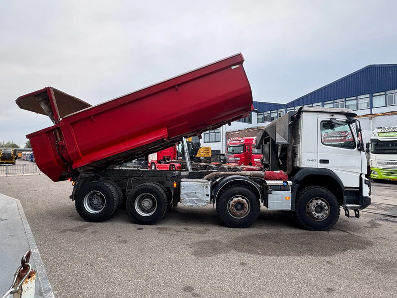 Volvo FMX 540 8X4 FULL STEEL HUB REDUCTION JORPE RETARDER - Camión volquete: foto 3 Volvo FMX 540 8X4 FULL STEEL HUB REDUCTION JORPE RETARDER - Camión volquete: foto 3