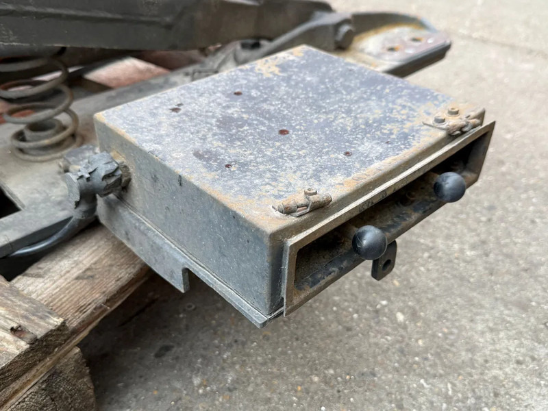 Jost HEFSCHOTEL / LIFTING DISH - Quinta rueda para Camión: foto 5 Jost HEFSCHOTEL / LIFTING DISH - Quinta rueda para Camión: foto 5