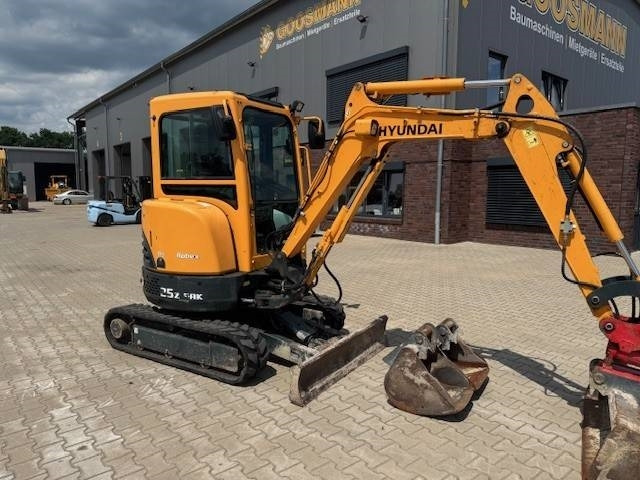 Hyundai R25Z-9 AK - Miniexcavadora: foto 4 Hyundai R25Z-9 AK - Miniexcavadora: foto 4