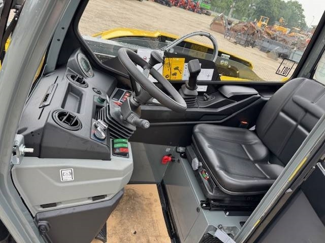 Cargadora de ruedas telescópica KRAMER 1445: foto 11