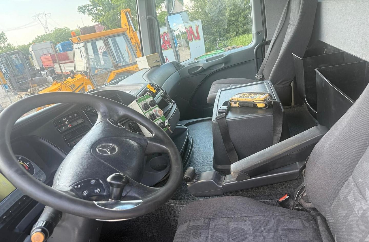 Leasing de  Autobetoniera Mercedes Actros 4141 Autobetoniera Mercedes Actros 4141: foto 12