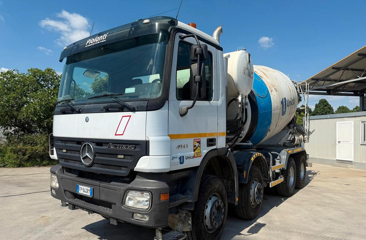 Autobetoniera Mercedes Actros 4141 - Camión hormigonera: foto 2 Autobetoniera Mercedes Actros 4141 - Camión hormigonera: foto 2