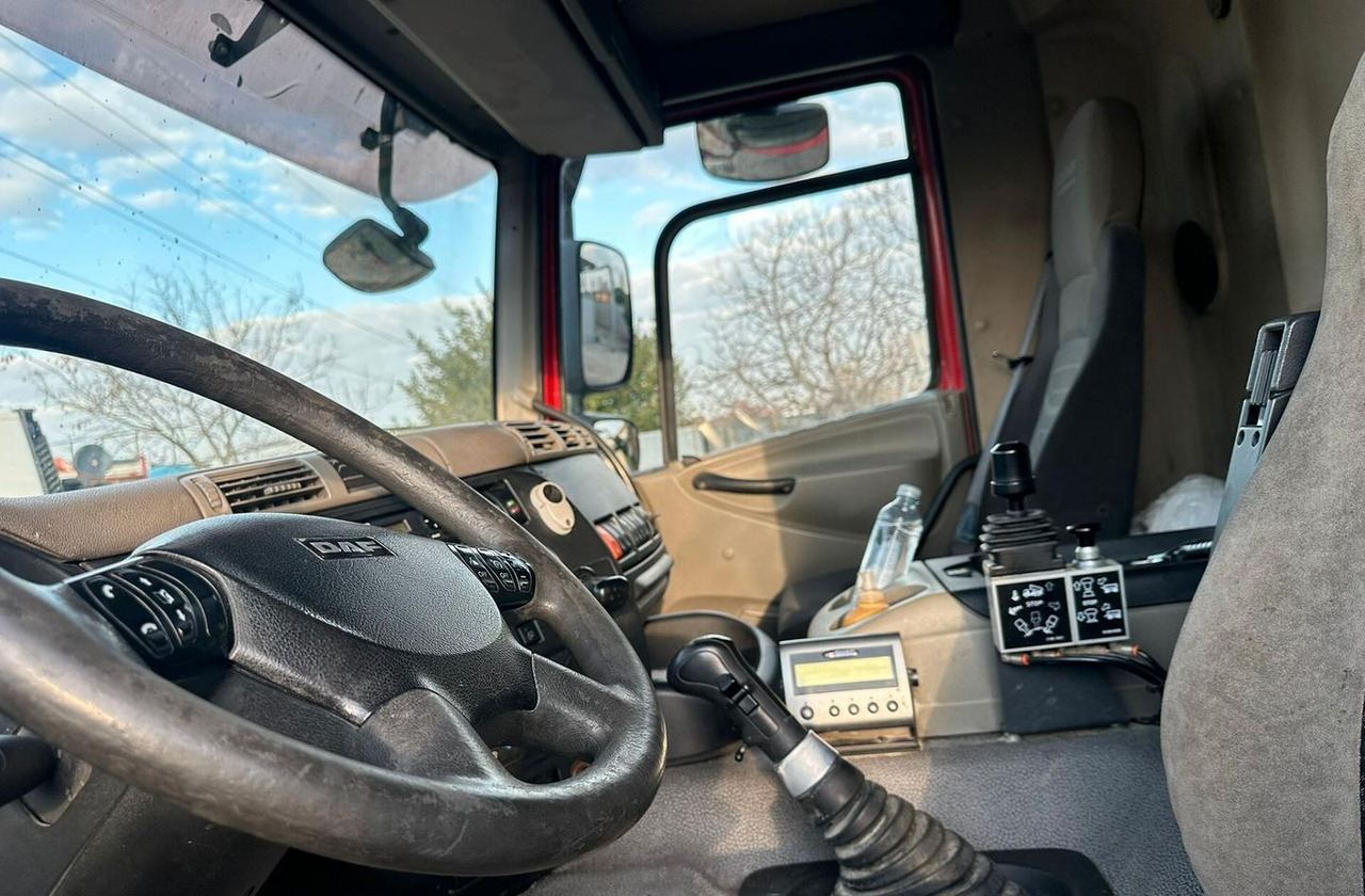 Camión volquete Daf CF 460 4 assi Euro 5: foto 13