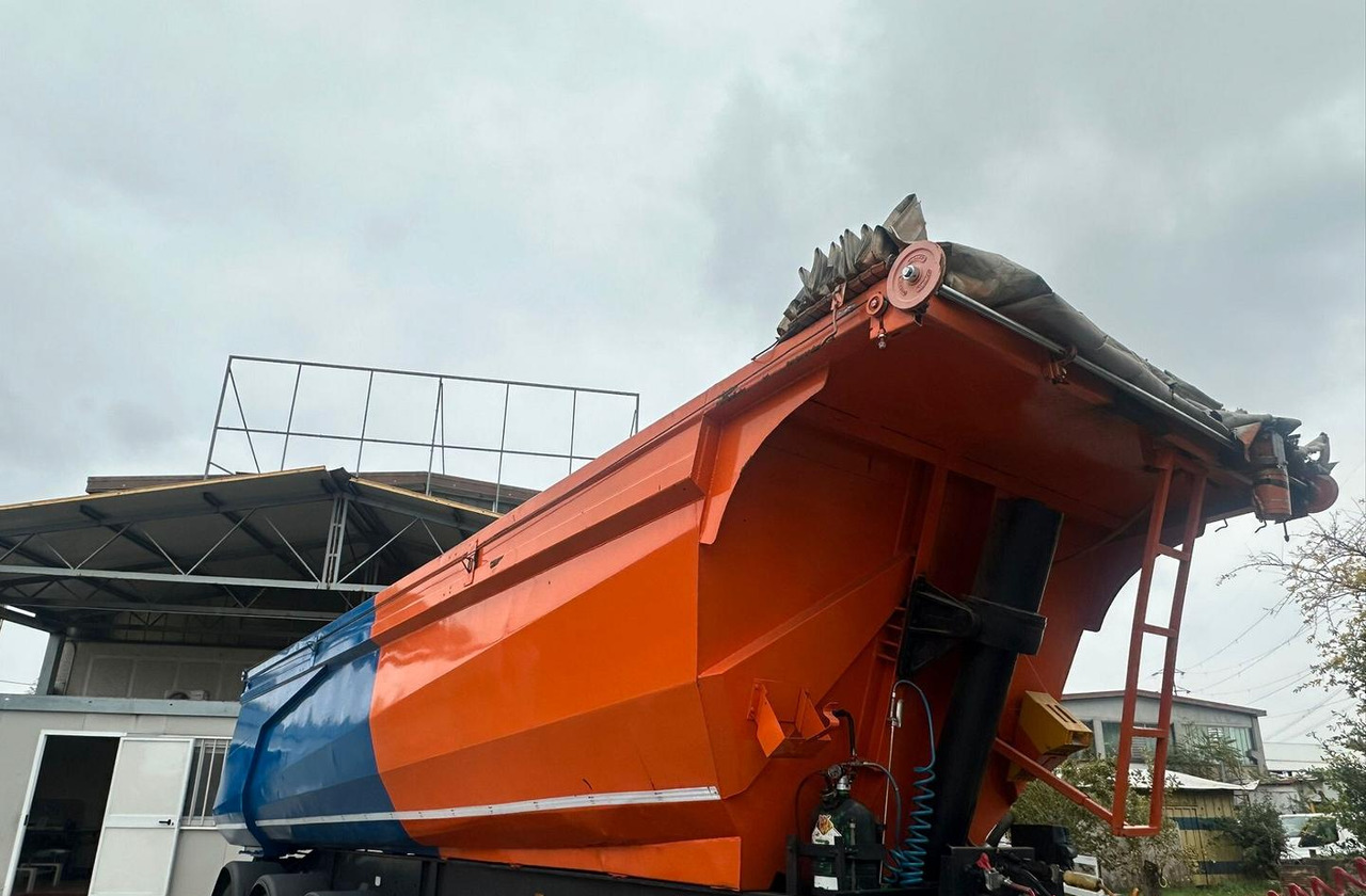 Semirimorchio ribaltabile Cardi 6 gomme - Semirremolque volquete: foto 1 Semirimorchio ribaltabile Cardi 6 gomme - Semirremolque volquete: foto 1