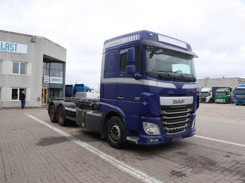 DAF XF 510 FAN EURO 6 - Camión con equipo de cable: foto 2 DAF XF 510 FAN EURO 6 - Camión con equipo de cable: foto 2