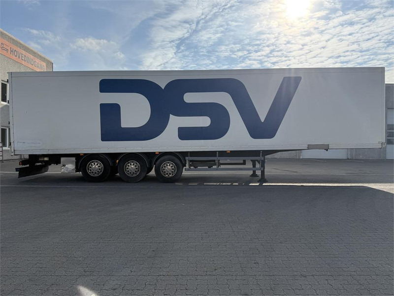 Ekeri 33 pl. - Semirremolque caja cerrada: foto 4 Ekeri 33 pl. - Semirremolque caja cerrada: foto 4