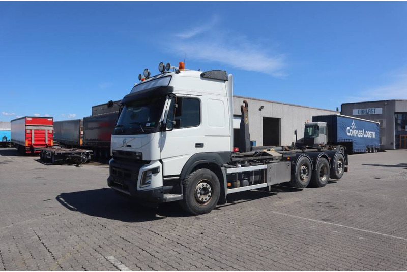 Volvo FMX 420 kroghejs EURO 6 - Camión con equipo de cable: foto 1 Volvo FMX 420 kroghejs EURO 6 - Camión con equipo de cable: foto 1
