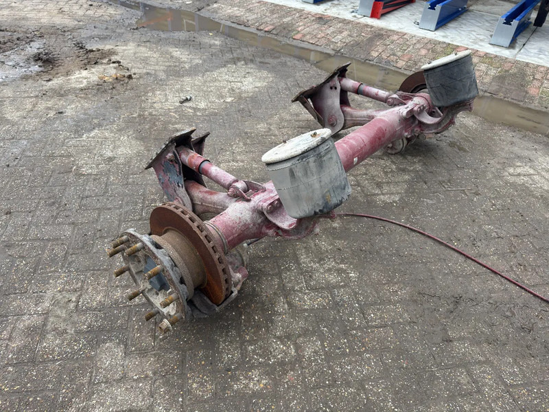 Mercedes-Benz TE5/8KC7 ID: 749334 - Eje y piezas para Camión: foto 3 Mercedes-Benz TE5/8KC7 ID: 749334 - Eje y piezas para Camión: foto 3