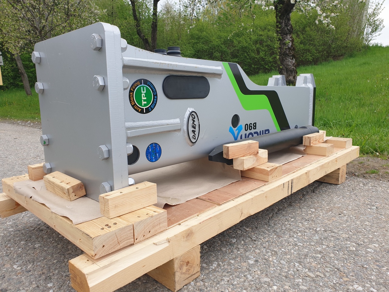 Martillo hidráulico para Excavadora nuevo DAEMO Alicon B90: foto 6